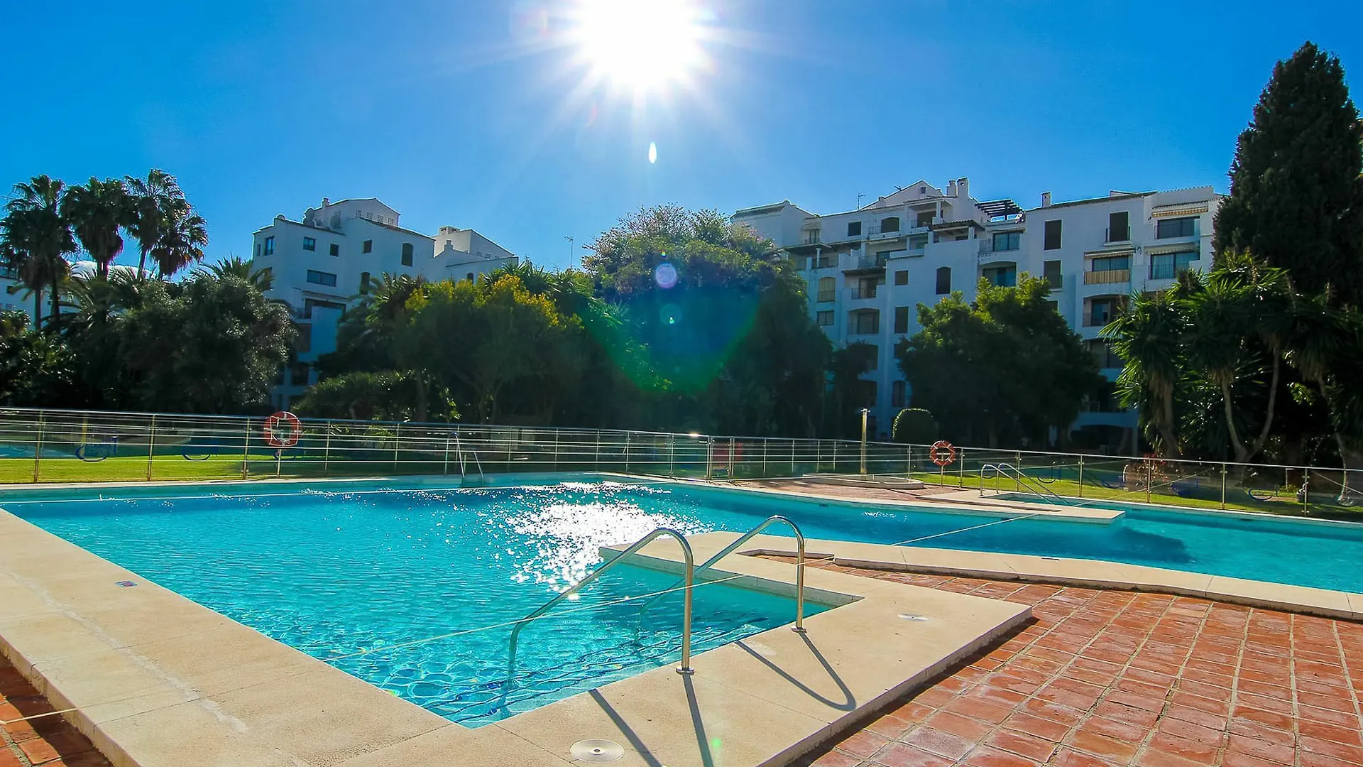 Oleholidays Apartamento Jardines Del Puerto Marbella 0*,  Spain